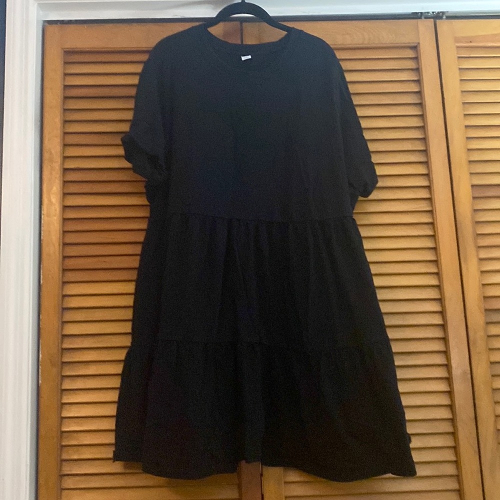 Old Navy short sleeve tiered T-shirt dress